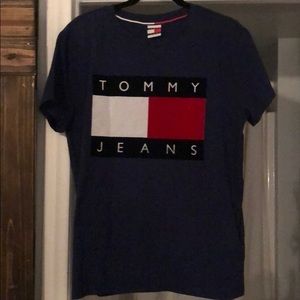 Tommy Hilfiger t shirt